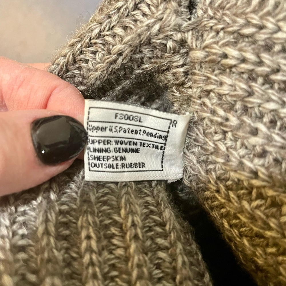 Ugg Cardy Tall Knitted Buttoned Boots - Women’s size 10 - Picture 13 of 15